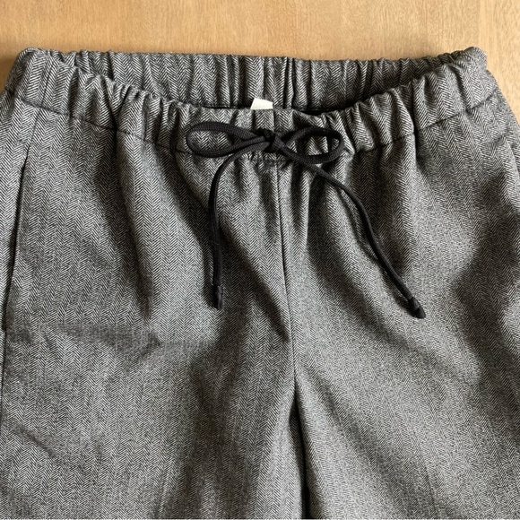 Babaton Gray  Relaxed Fit Pants - Picture 2 of 8